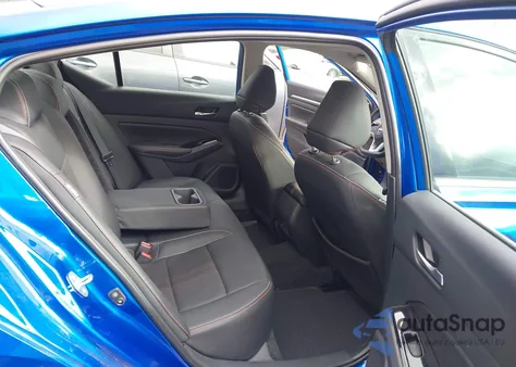 2025 Nissan Altima Sr Awd z USA, uszkodzony, nr VIN 1N4BL4CW0SN327503